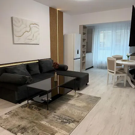 The Urban Hide By D'or Selection